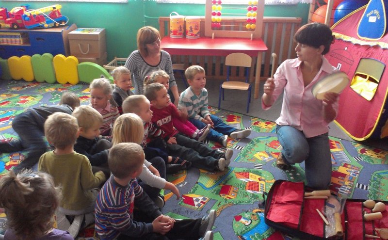 - bawimy_i_czymy_sie_1.jpg